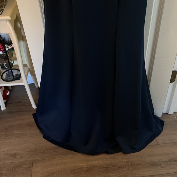 Lucci Lu Size 14 Sequined full length gown. Wedding/Special Occasion. Navy - Picture 4 of 16